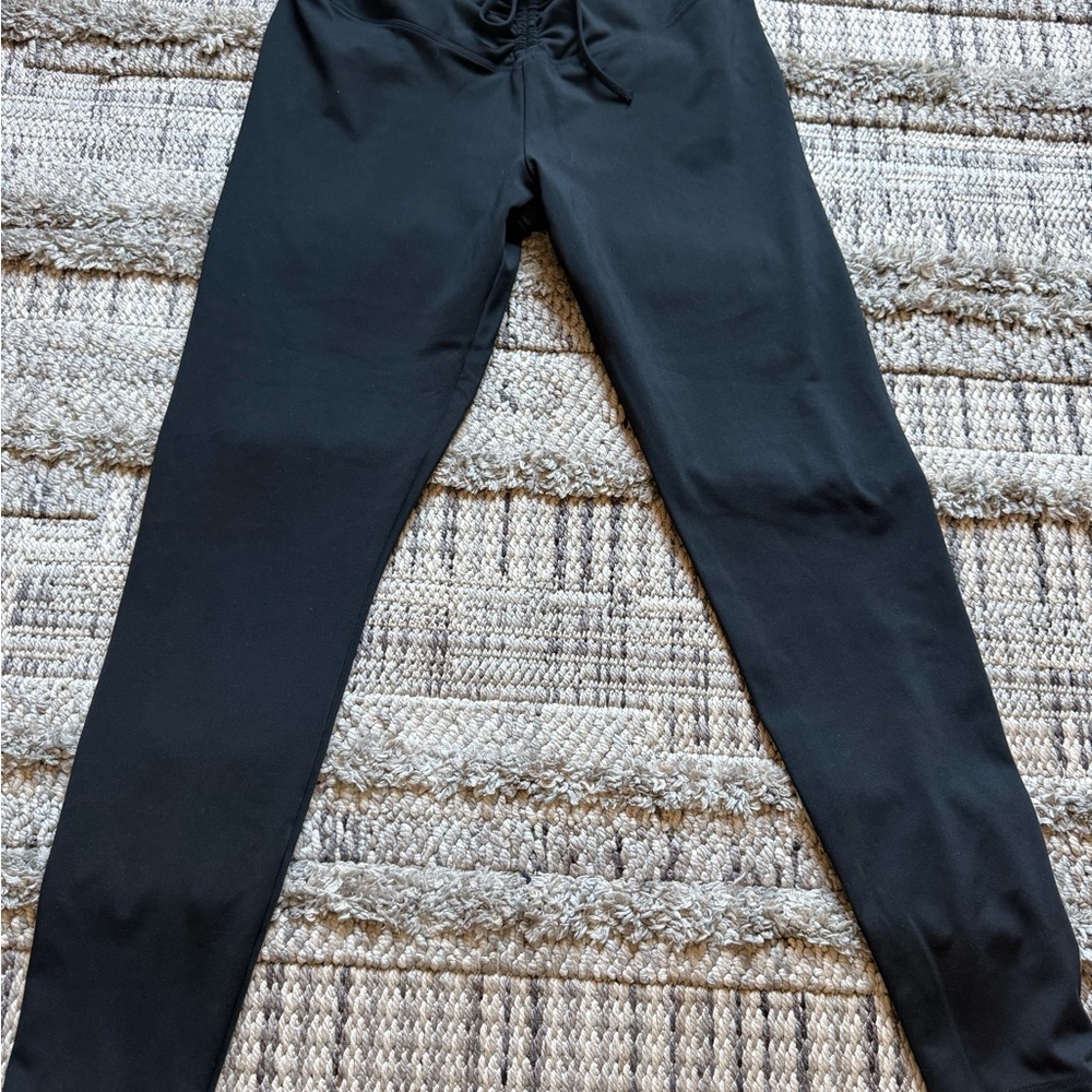 Victoria’S secret pink leggings